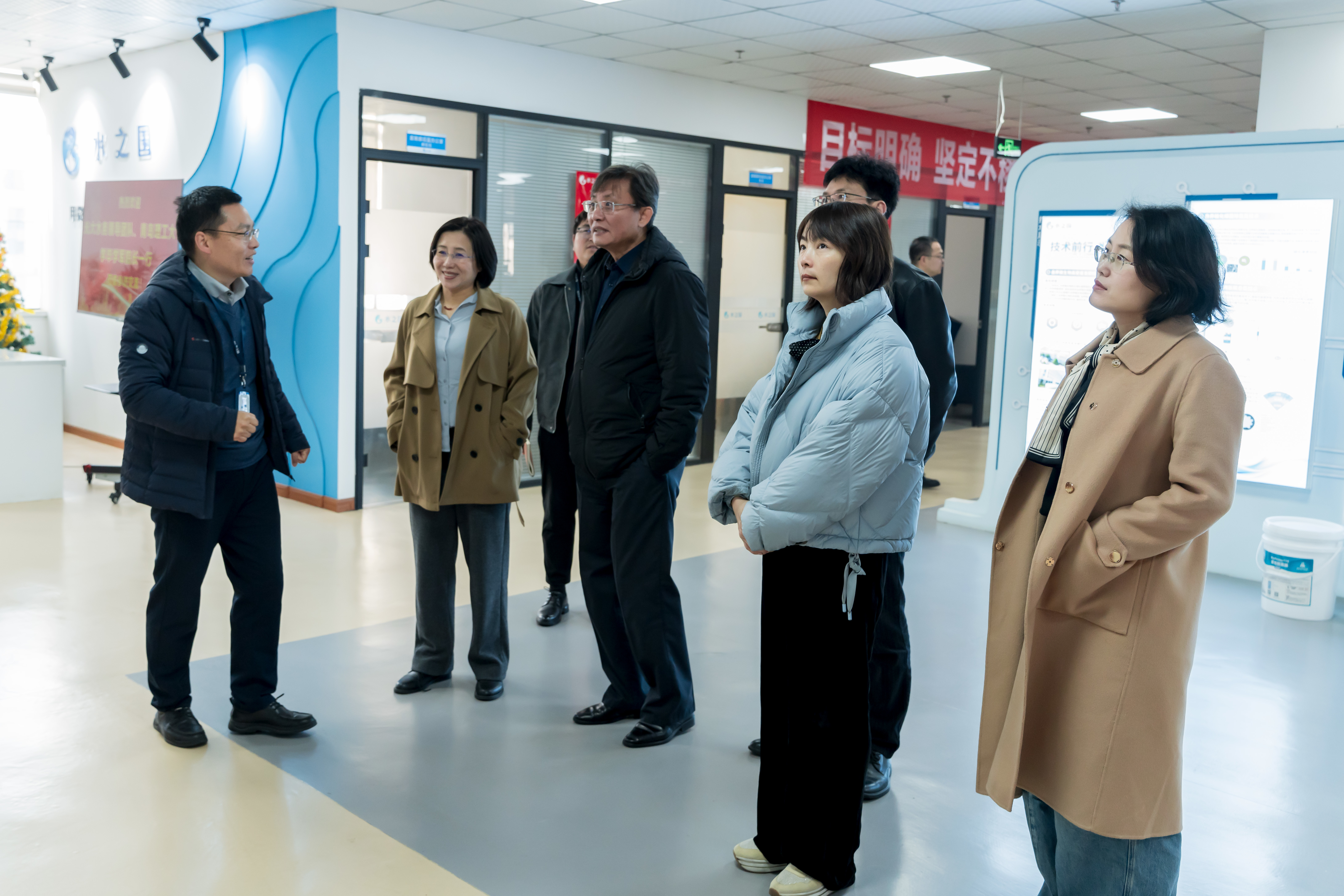 深入污水科技前沿，青岛理工&光大水务莅临J9国际备用站登录入口参观交流！